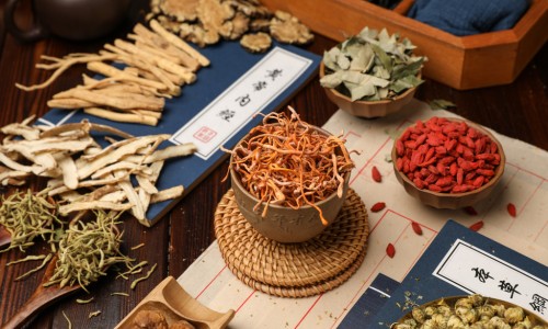 新生儿下面破皮了又怎么办呢-宝宝下面烂了怎么护理能好,中国婴儿下身破皮流黄水怎么办网站